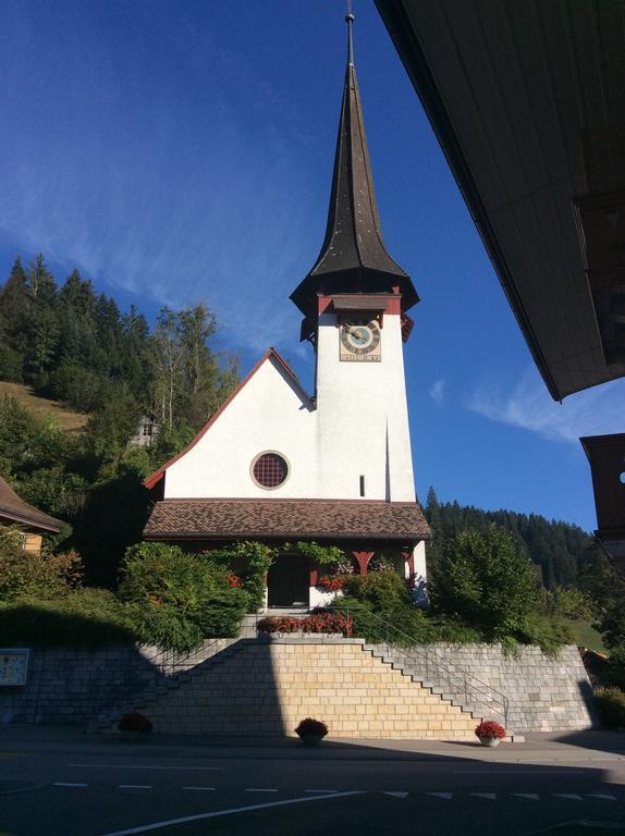 Emme Lodge Langnau im Emmental Extérieur photo